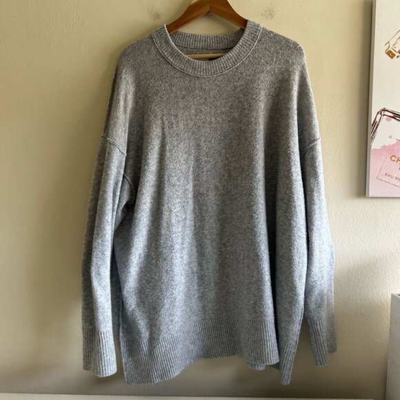 aerie Sweaters - Aerie Grey Crewneck Sweater